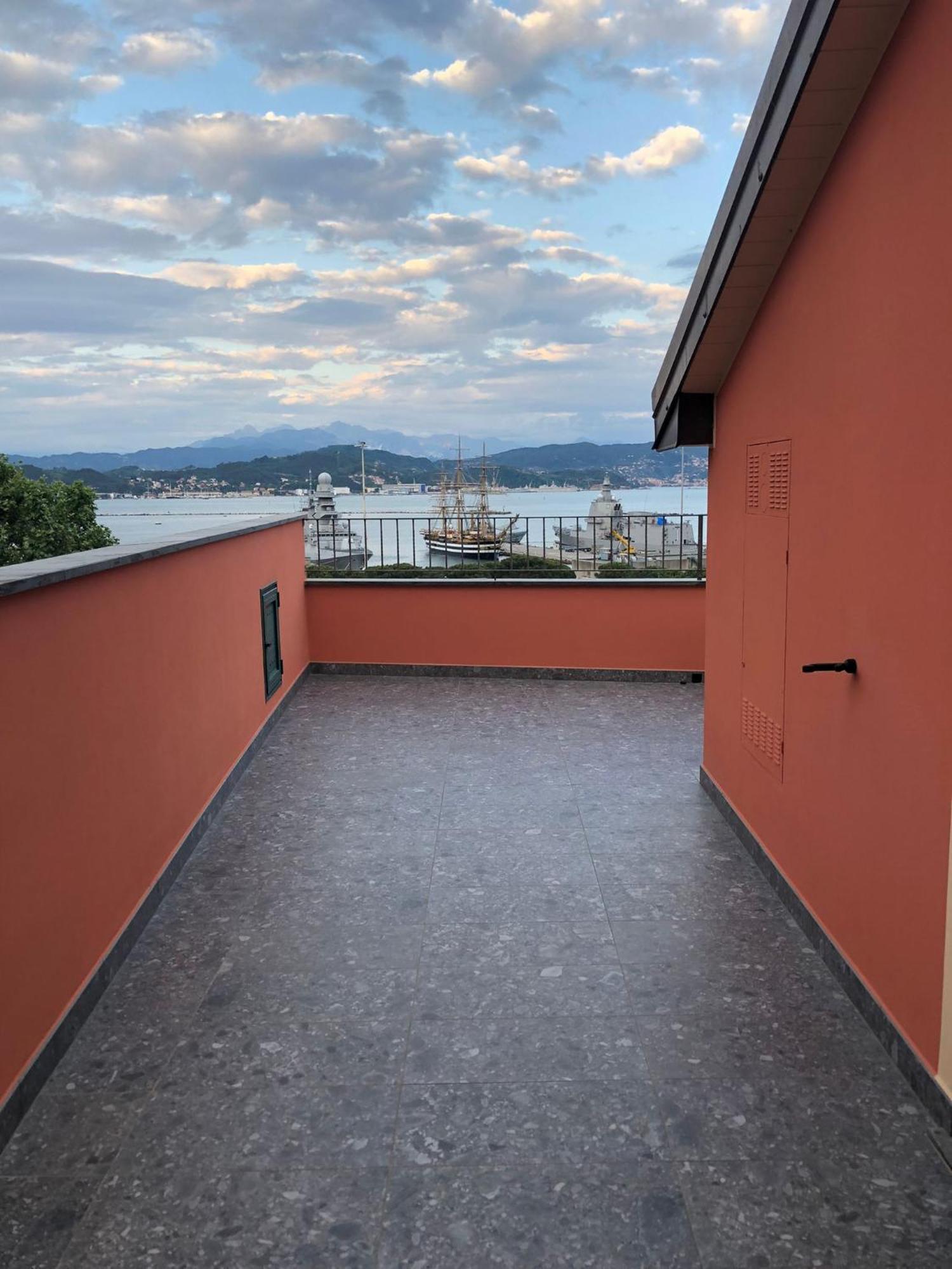 Casa Bouganville La Spezia Ngoại thất bức ảnh